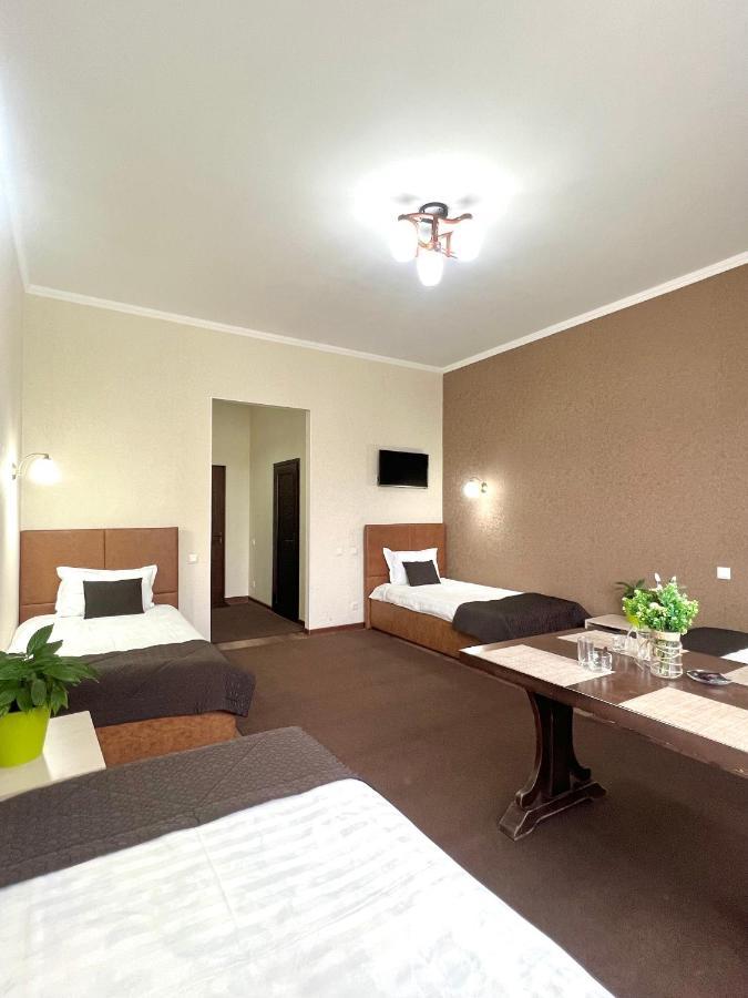 Caravan Hotel Karakol Esterno foto