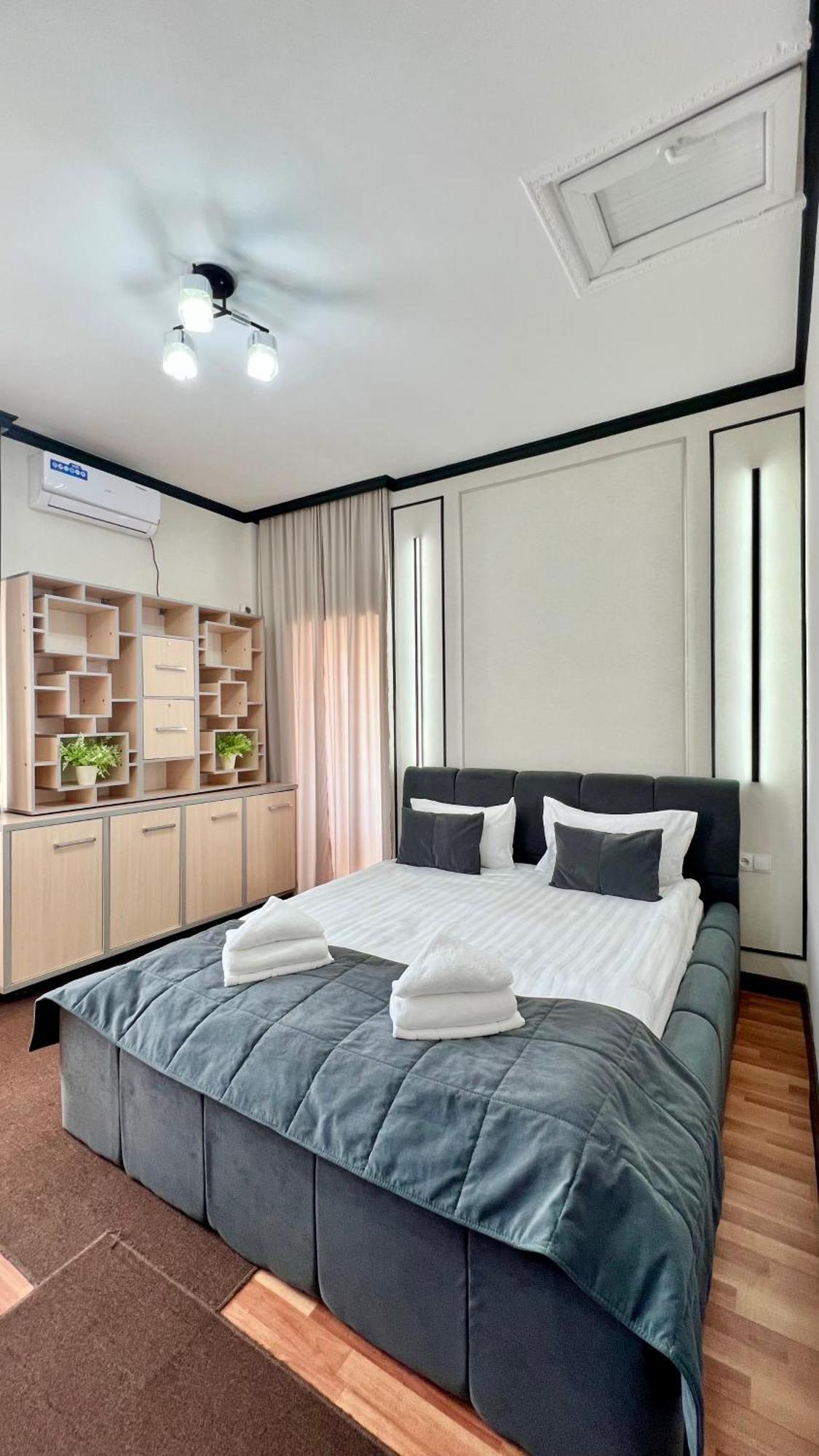Caravan Hotel Karakol Esterno foto